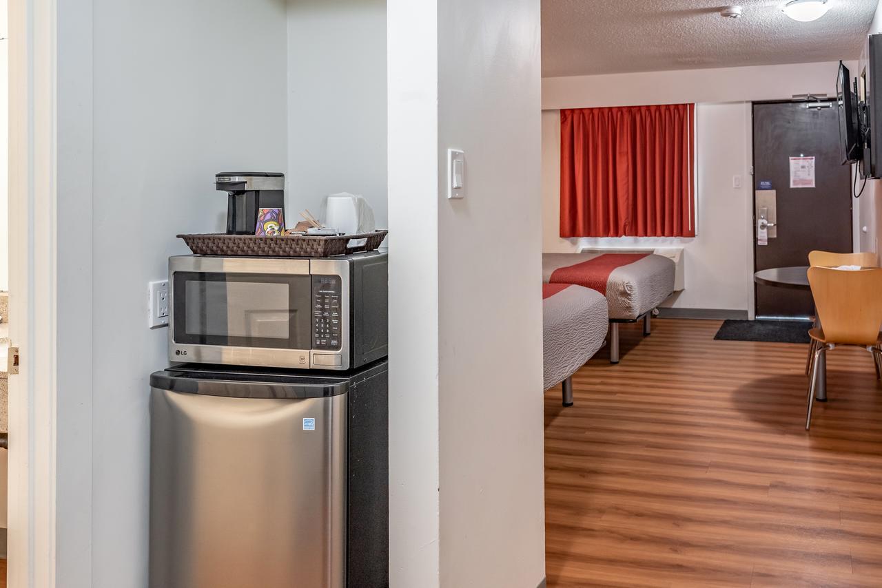 Motel 6-Fort Nelson, Bc Zewnętrze zdjęcie