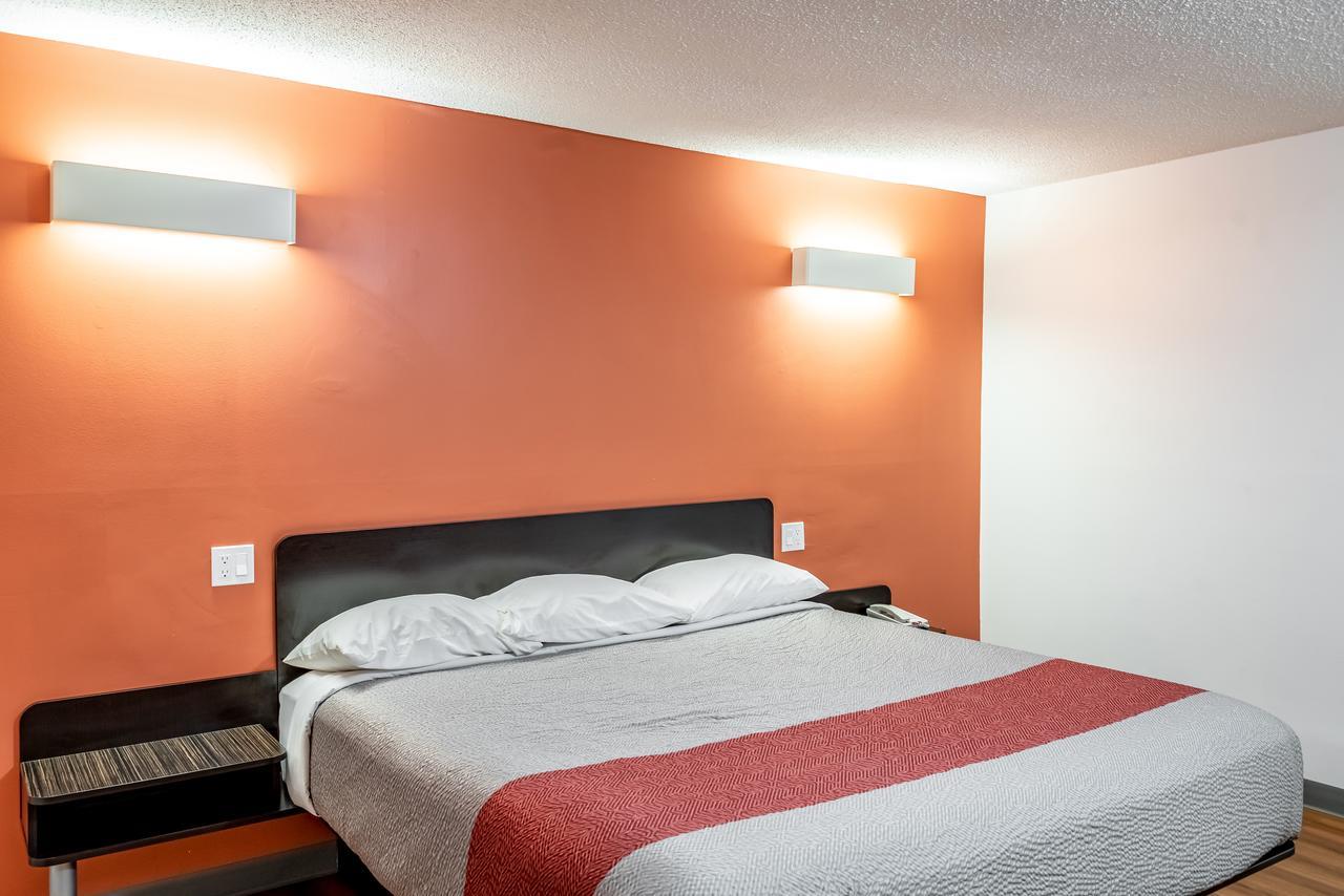 Motel 6-Fort Nelson, Bc Zewnętrze zdjęcie