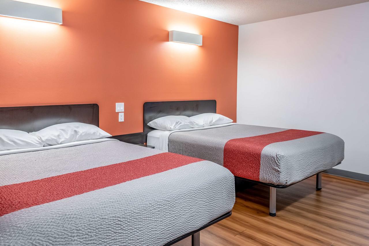 Motel 6-Fort Nelson, Bc Zewnętrze zdjęcie