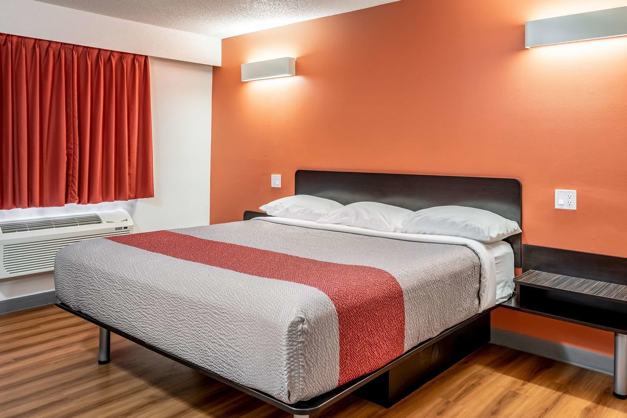 Motel 6-Fort Nelson, Bc Zewnętrze zdjęcie