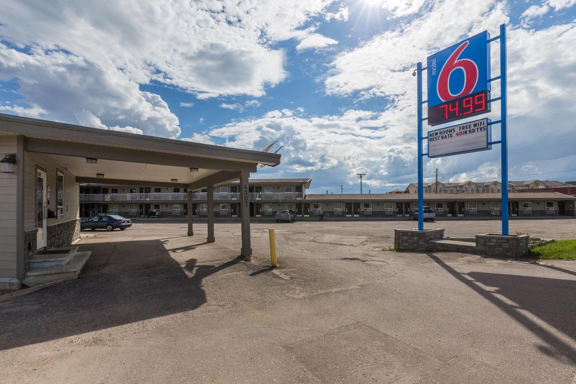 Motel 6-Fort Nelson, Bc Zewnętrze zdjęcie